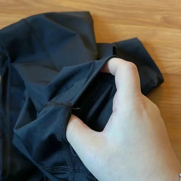 Nike Cropped Leggings - Picture 5 of 6